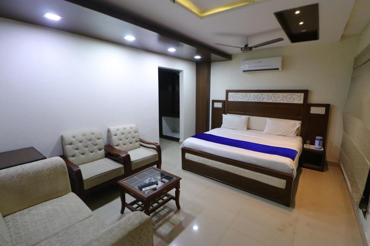โรงแรมยูเรเซีย โมฮาลี อินเตอร์เนชั่นแนล แอร์พอร์ต Zirakpur ภายนอก รูปภาพ